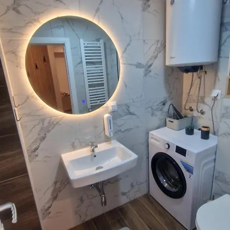 Luxury Gold Apartamento Escópia