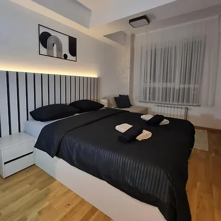 Luxury Gold سكوبجي
