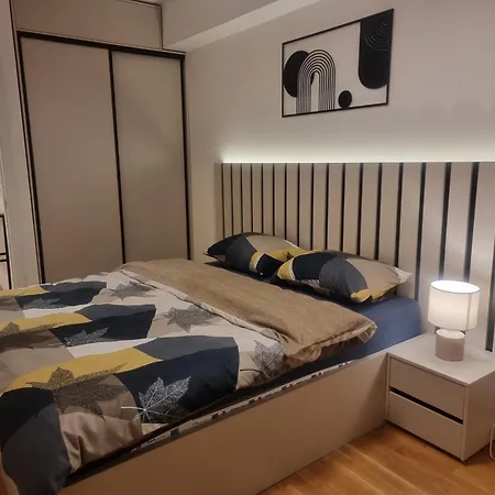 Luxury Gold شقة *