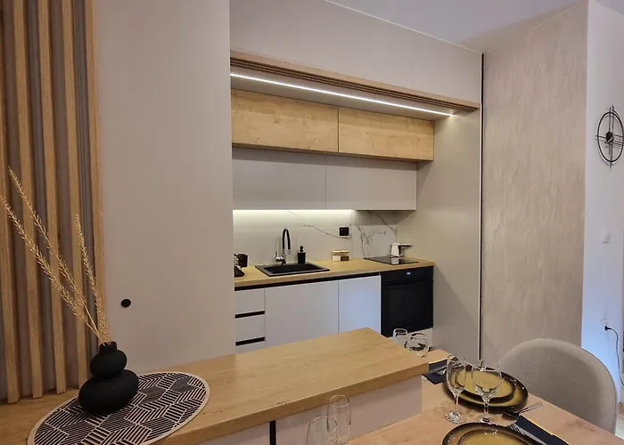 Luxury Gold Apartment *