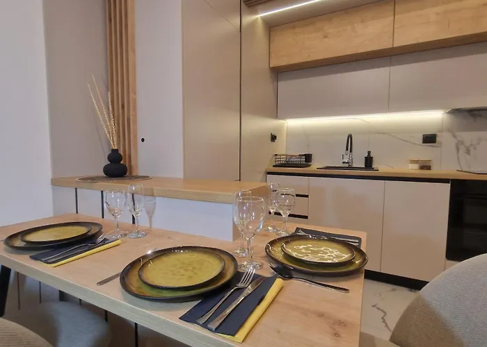 Luxury Gold Apartment *